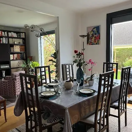 Belle Maison Familiale Avec Parking Epron